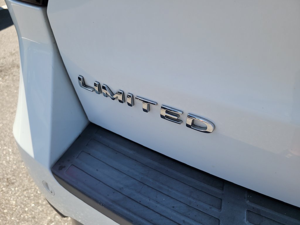 Certified 2022 Ford Expedition Max Limited RWD image 6