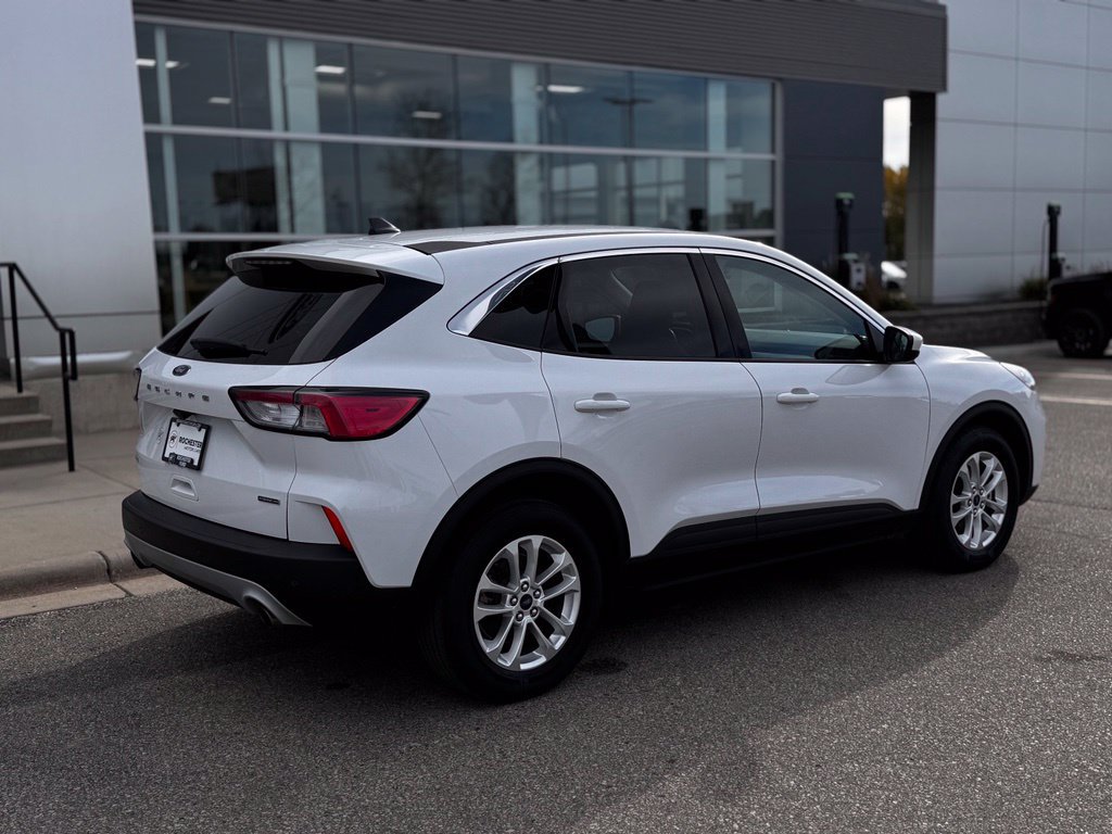 Certified 2021 Ford Escape SE w/ Cold Weather Package AWD/4WD image 45