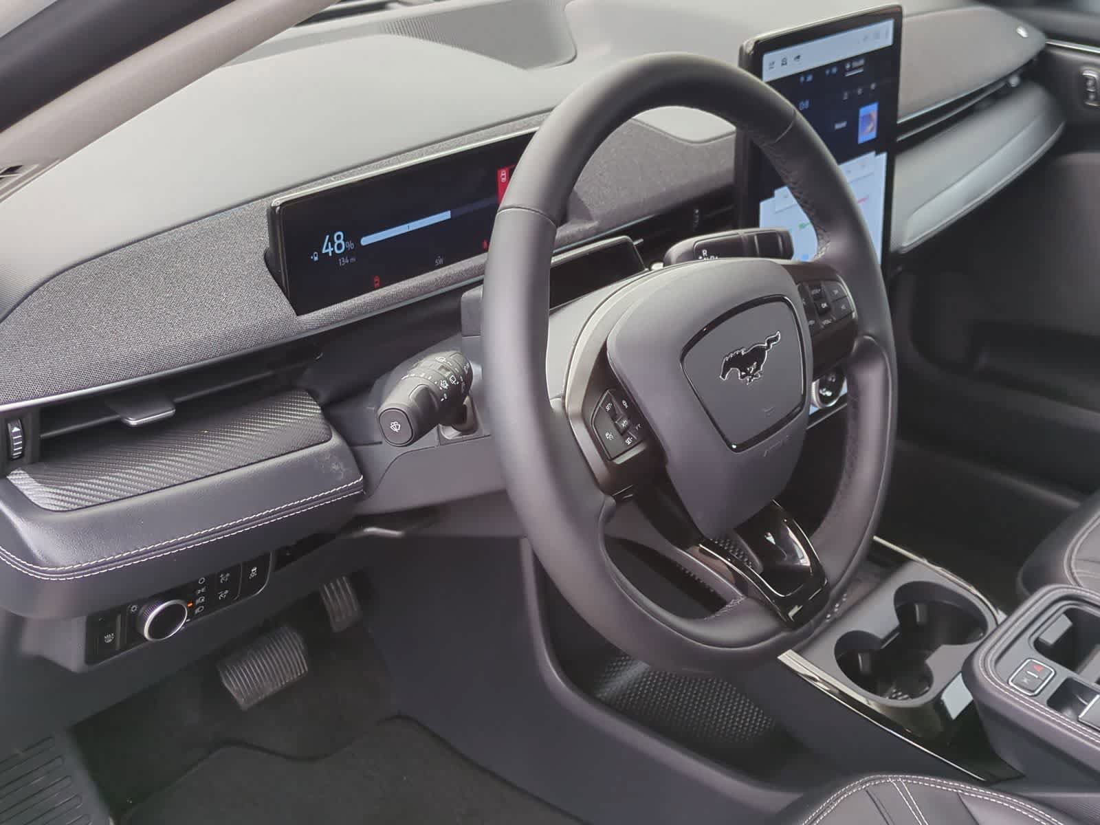 Certified 2025 Ford Mustang Mach-E Premium AWD/4WD image 7