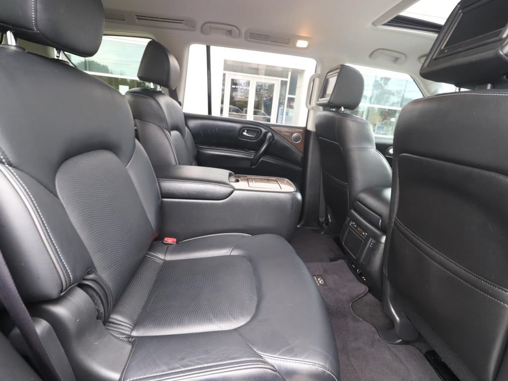 Used 2017 INFINITI QX80 4WD w/ Driver Assistance Package image 25