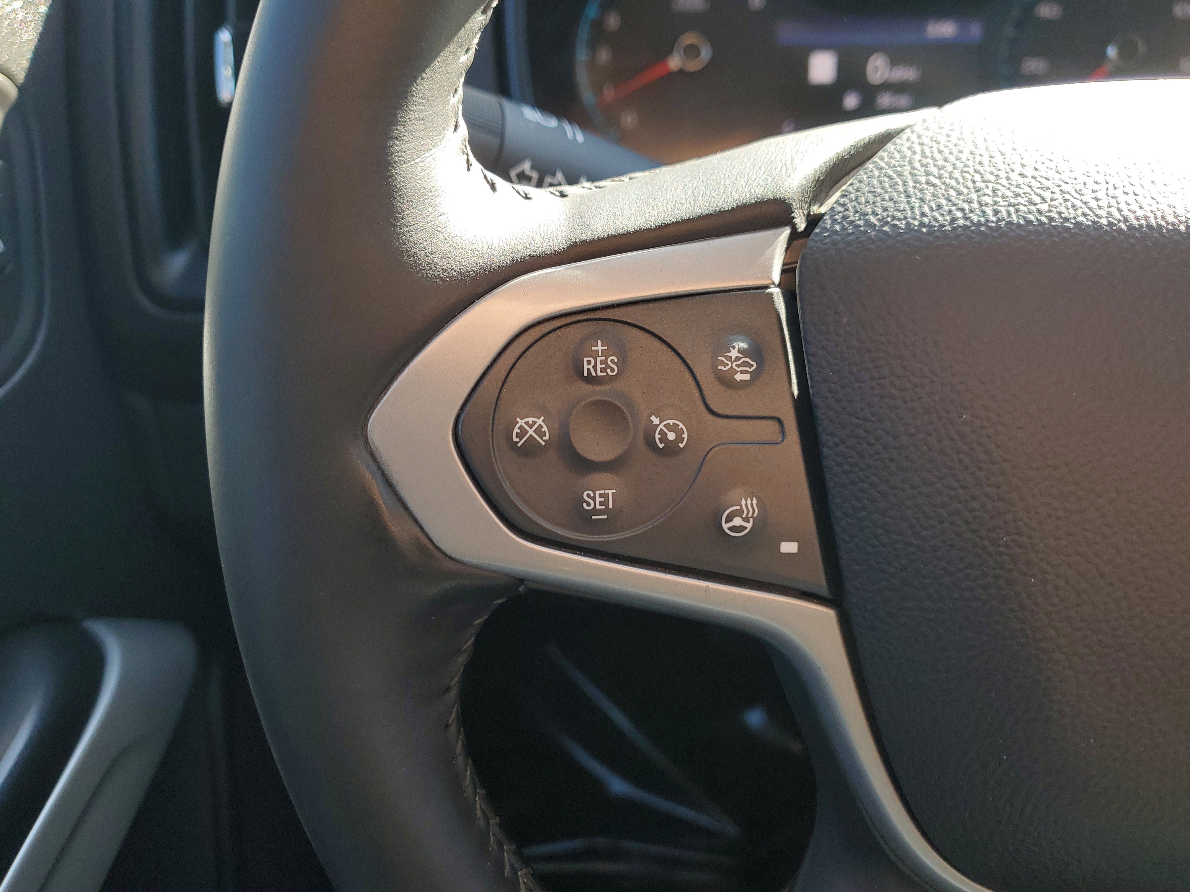 Used 2020 Chevrolet Colorado LT w/ Luxury Package image 26