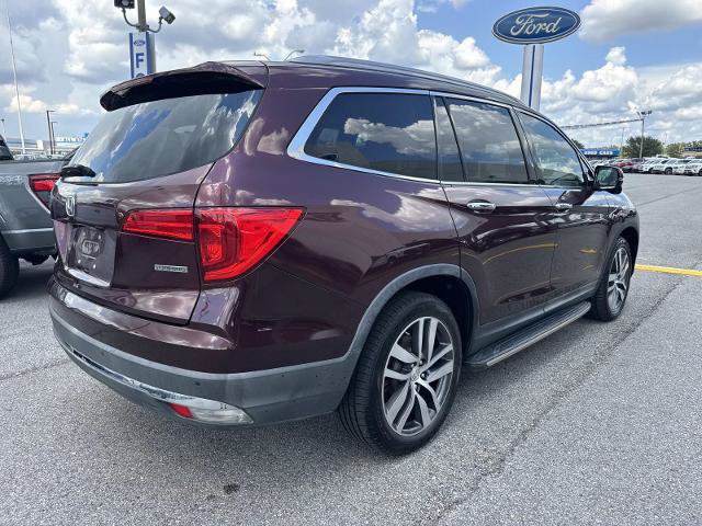 Used 2017 Honda Pilot Touring image 5