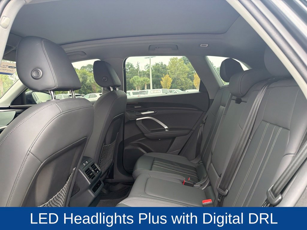 Used 2025 Audi Q5 Premium Plus w/ Premium Plus AWD/4WD image 16