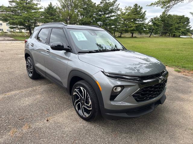 Used 2025 Chevrolet TrailBlazer RS w/ Convenience Package AWD/4WD image 30