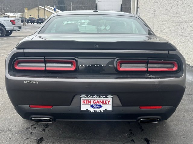 Used 2022 Dodge Challenger GT image 10