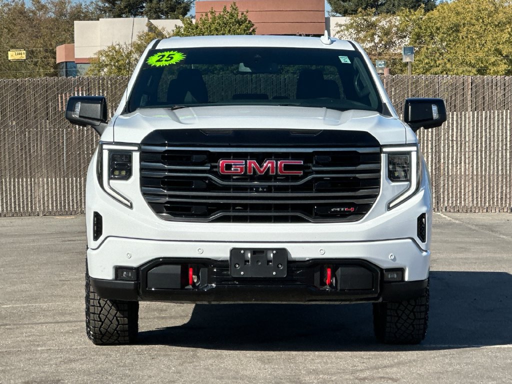 Used 2025 GMC Sierra 1500 AT4 AWD/4WD image 8