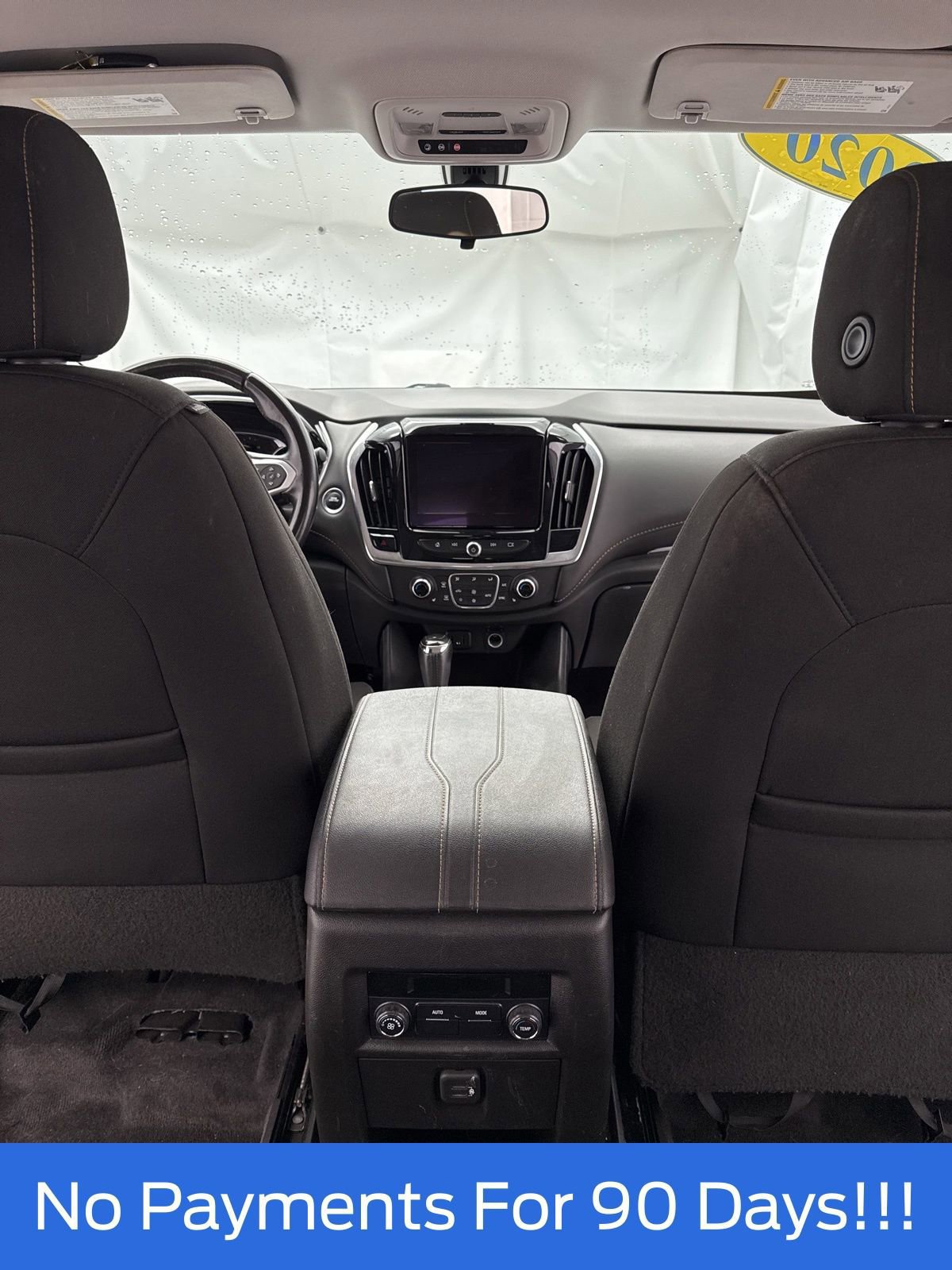 Used 2020 Chevrolet Traverse LT image 32