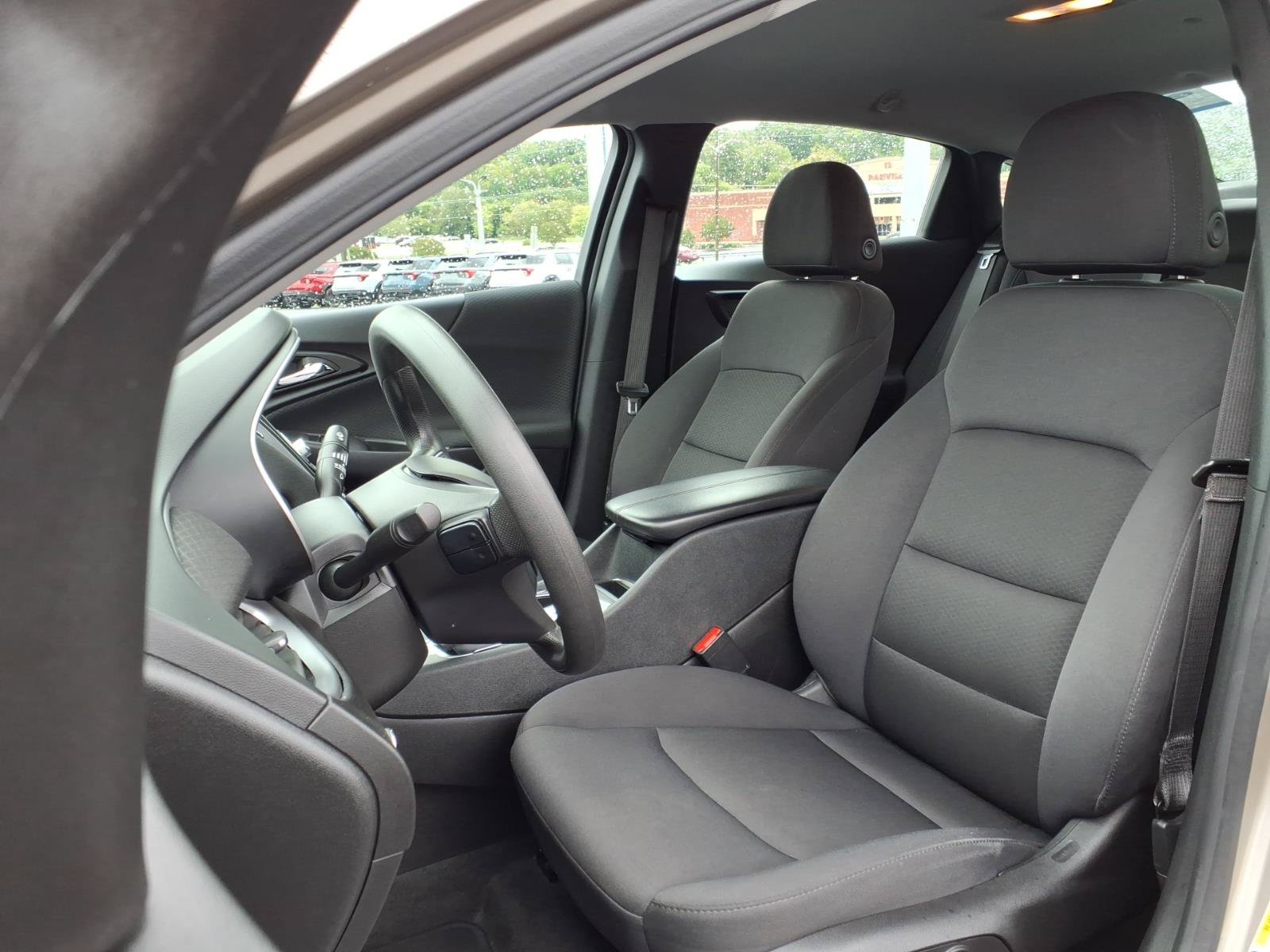 Used 2024 Chevrolet Malibu LT FWD image 11