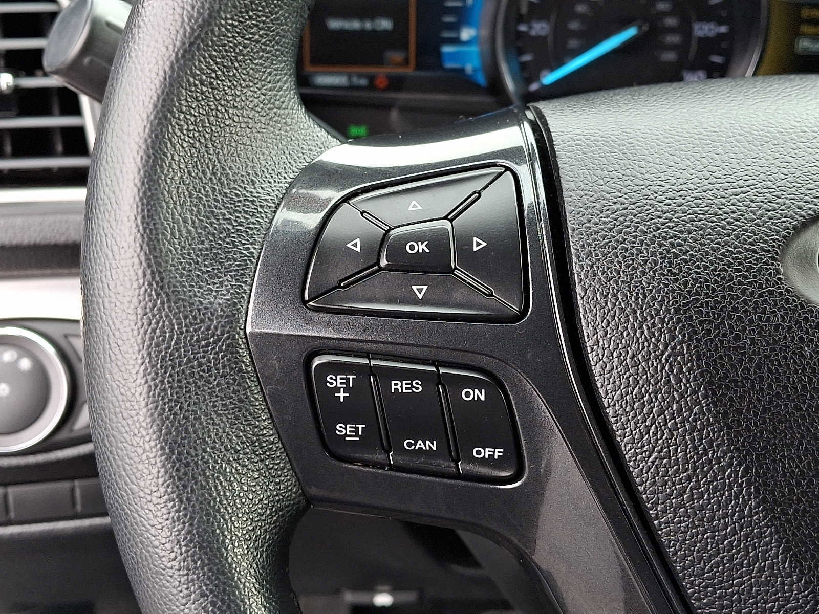 Certified 2019 Ford Explorer XLT w/ Equipment Group 202A image 24