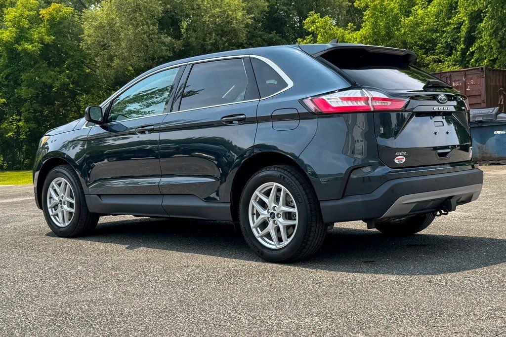 Certified 2022 Ford Edge SEL w/ Convenience Package AWD/4WD image 5