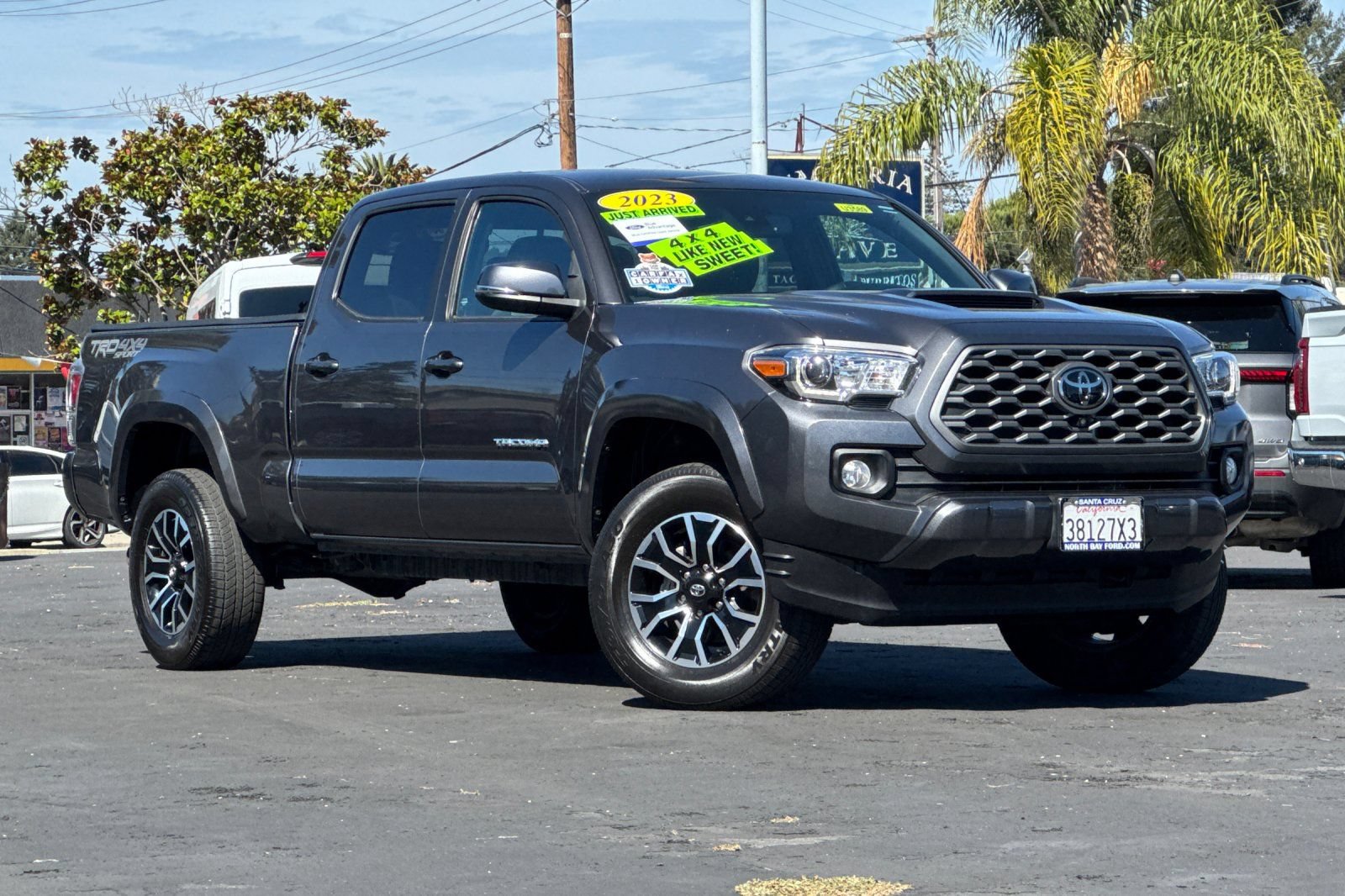 Used 2023 Toyota Tacoma TRD Sport w/ Advanced Technology Package AWD/4WD image 1
