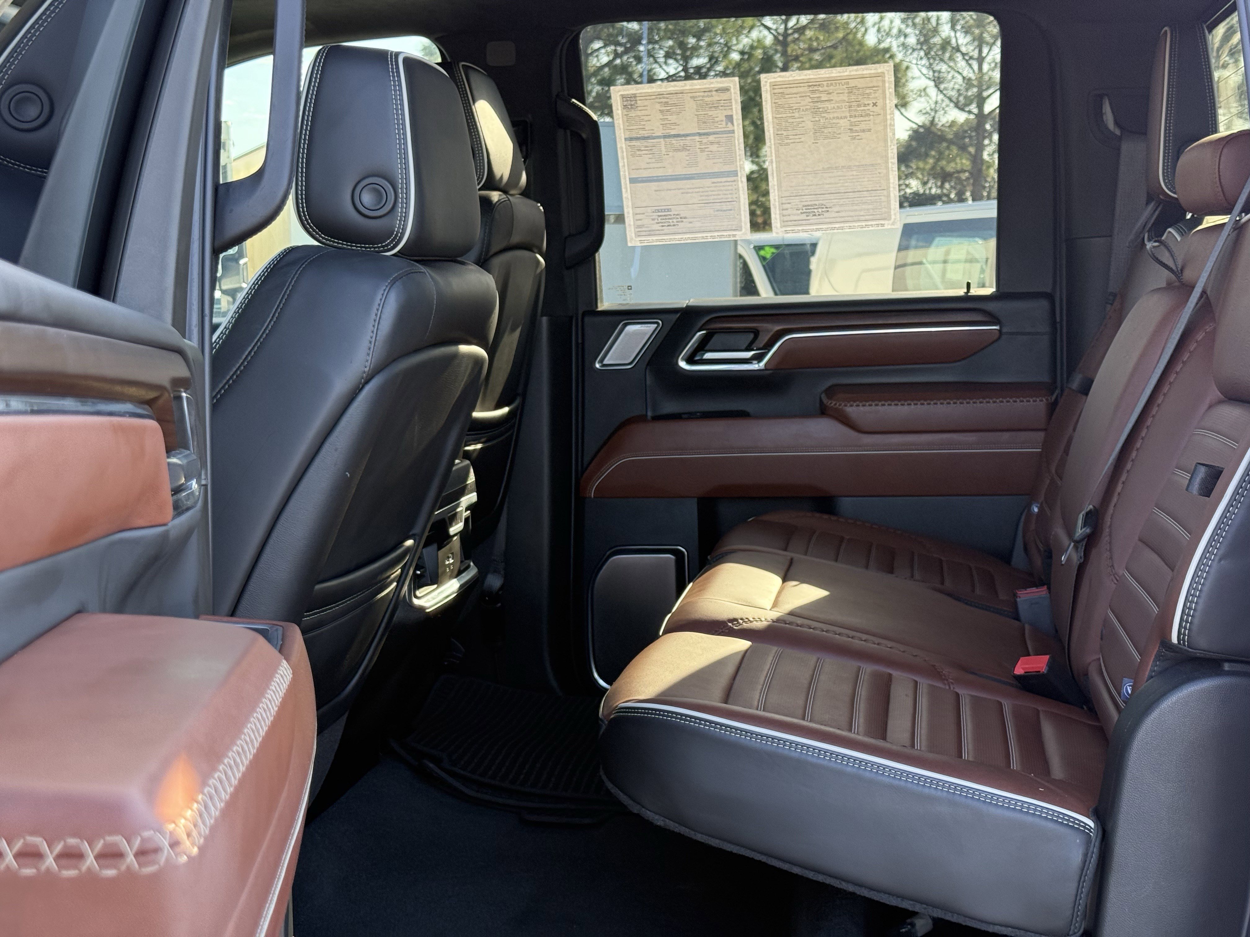 Used 2024 GMC Sierra 2500 Denali Ultimate image 18