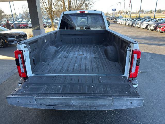 Certified 2024 Ford F450 Platinum w/ FX4 Off-Road Package image 7