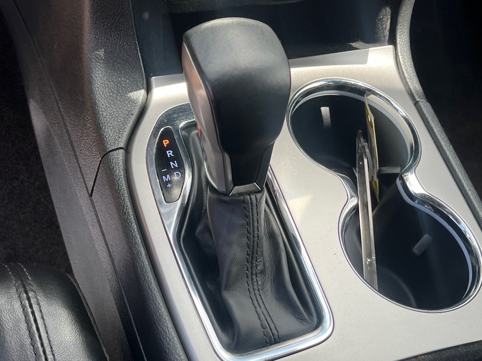 Used 2018 Jeep Grand Cherokee Altitude AWD/4WD image 14