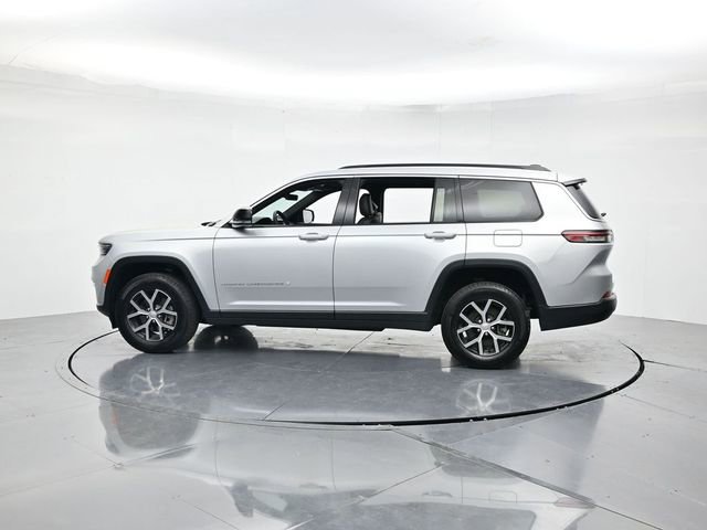 Used 2025 Jeep Grand Cherokee L Limited AWD/4WD image 7