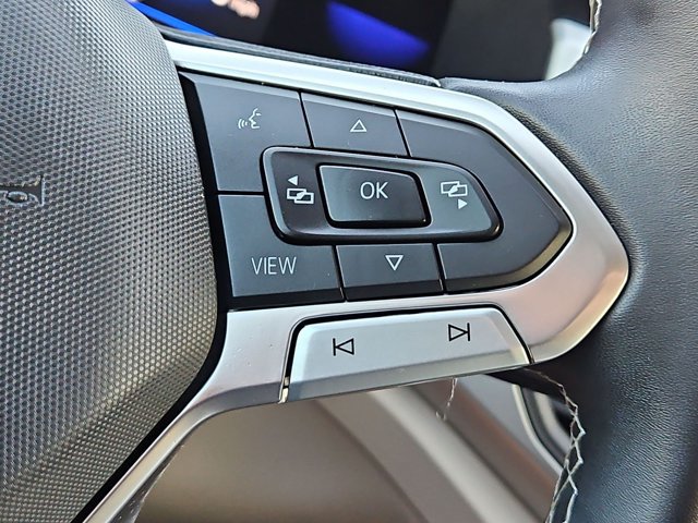 Used 2023 Volkswagen Atlas SE FWD image 24