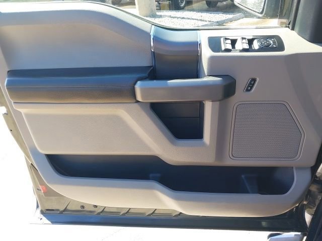 Certified 2018 Ford F150 XLT w/ Equipment Group 302A Luxury image 15