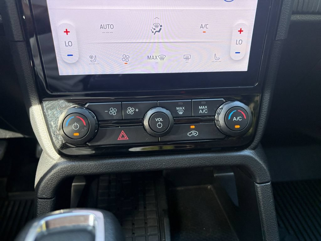 Certified 2025 Ford Ranger Lariat w/ FX4 Off-Road Package AWD/4WD image 17