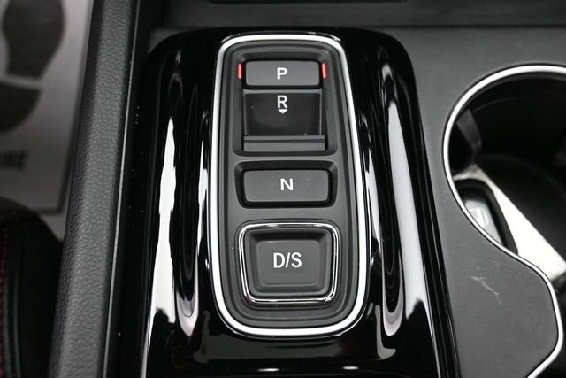 Used 2025 Honda Pilot Black Edition image 25