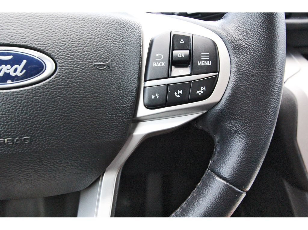 Certified 2023 Ford Explorer XLT w/ Equipment Group 202A RWD image 19