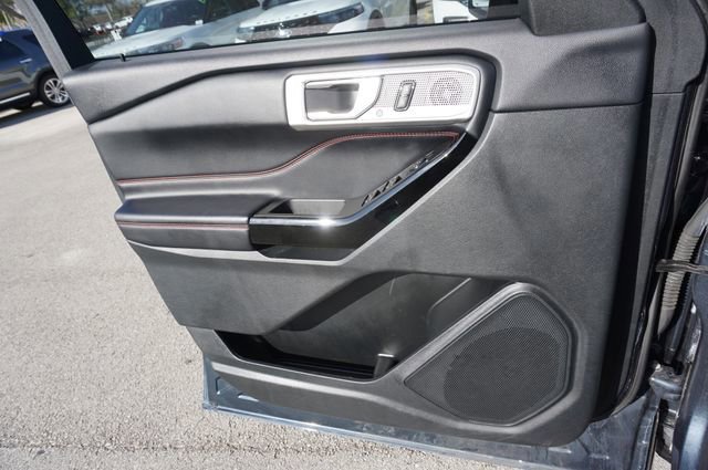 Certified 2023 Ford Explorer ST-Line w/ Class IV Trailer Tow Package image 32