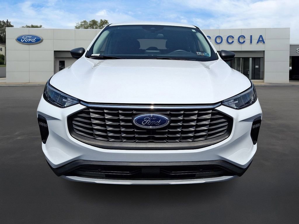 Certified 2023 Ford Escape Active AWD/4WD image 2