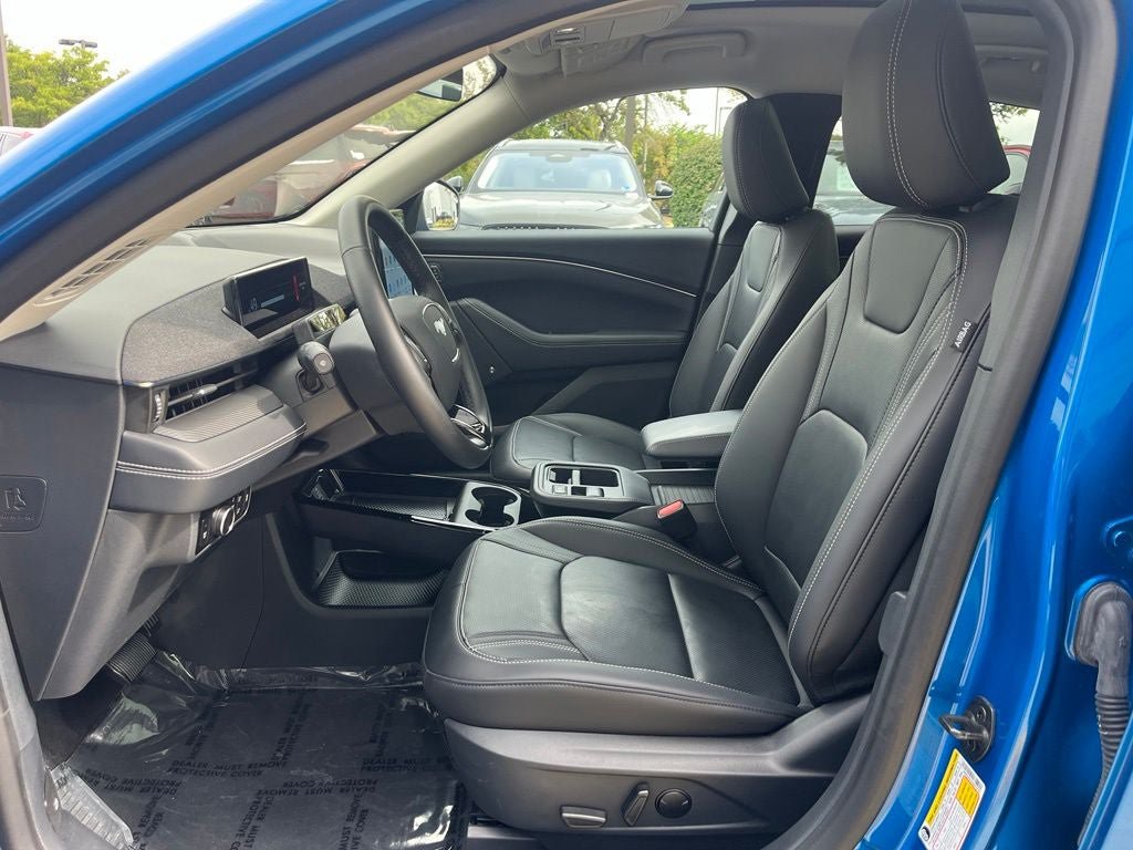 Certified 2025 Ford Mustang Mach-E Premium AWD/4WD image 24