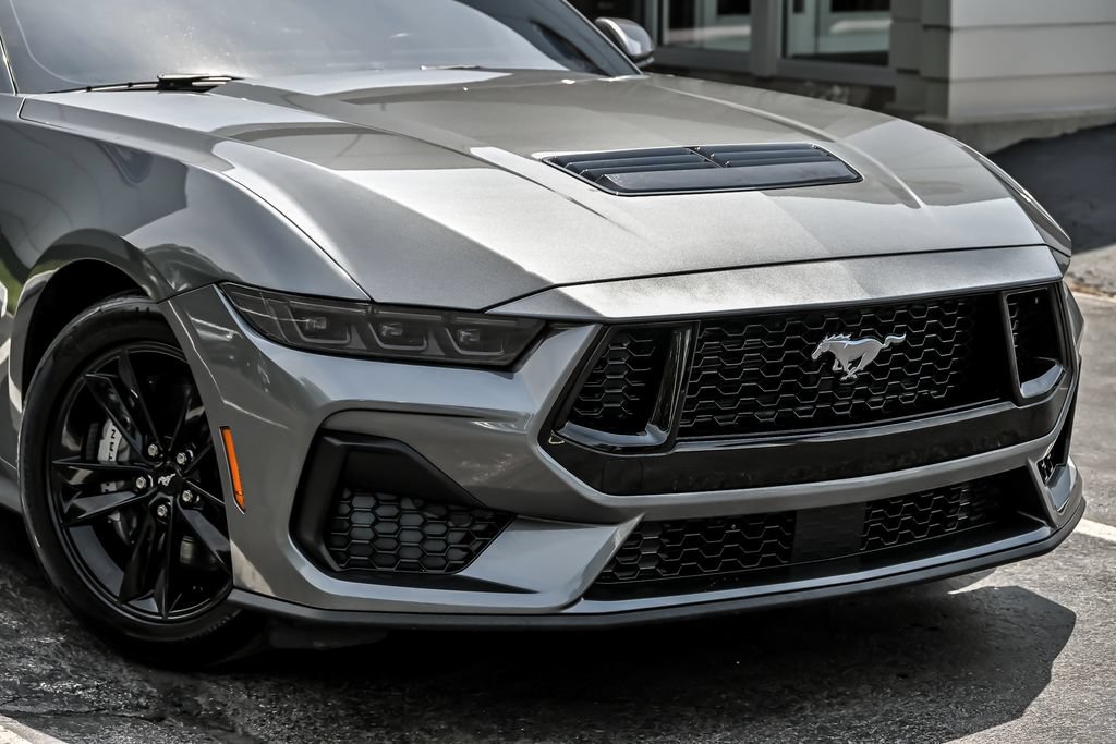 Certified 2025 Ford Mustang GT RWD image 2