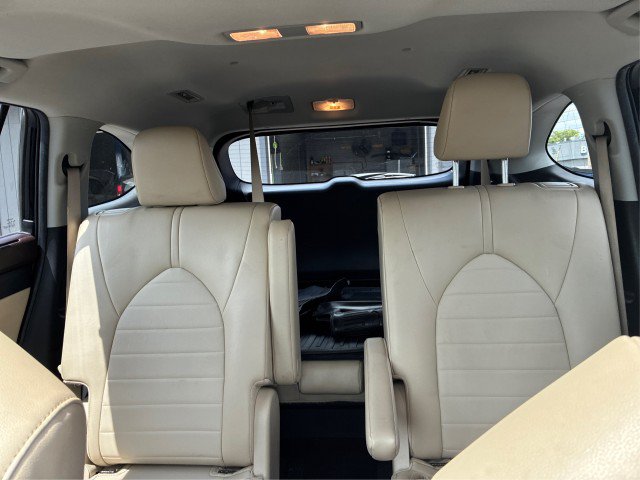 Used 2022 Toyota Highlander XLE AWD/4WD image 14
