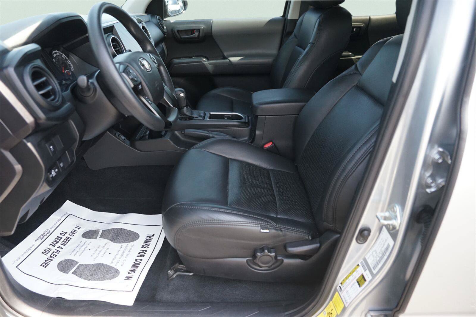 Used 2022 Toyota Tacoma SR AWD/4WD image 9