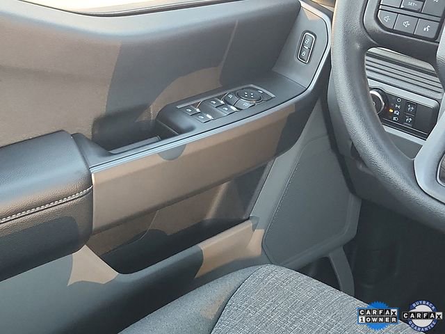 Certified 2025 Ford F350 XLT w/ Snow Plow/Camper Package image 11