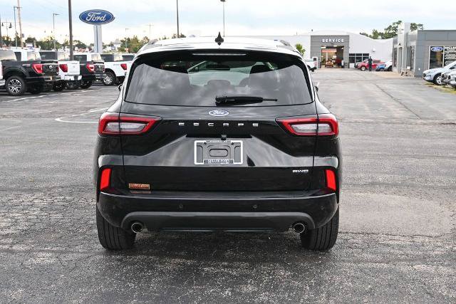 Certified 2024 Ford Escape ST-Line w/ Tech Pack #1 AWD/4WD image 10