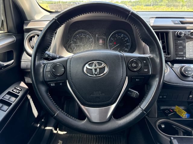 Used 2018 Toyota RAV4 XLE w/ Plus Extra Value Package AWD/4WD image 18