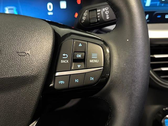 Certified 2025 Ford Escape SE w/ PHEV Premium Package image 21