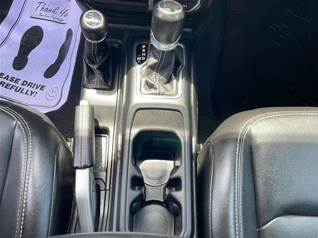 Used 2020 Jeep Wrangler Unlimited Sahara AWD/4WD image 19