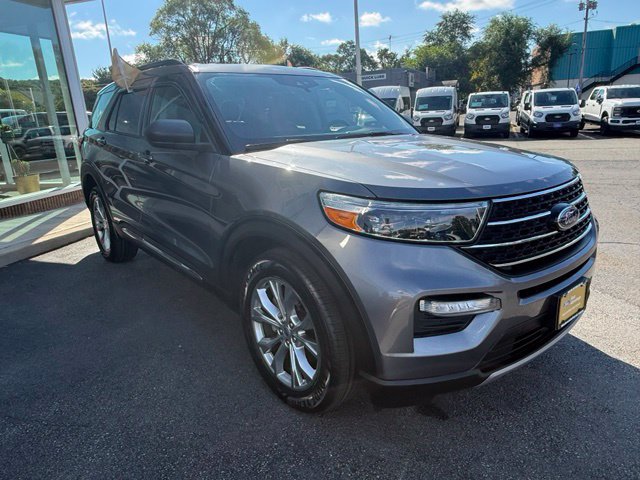 Certified 2021 Ford Explorer XLT w/ Equipment Group 202A AWD/4WD image 10