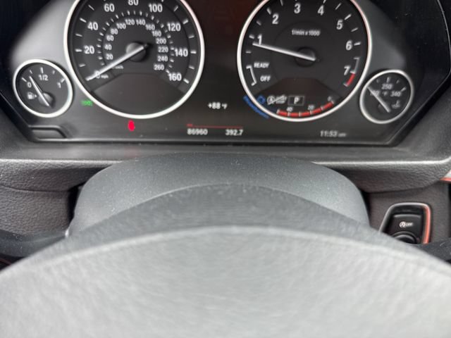 Used 2018 BMW 320i xDrive Sedan AWD/4WD image 38