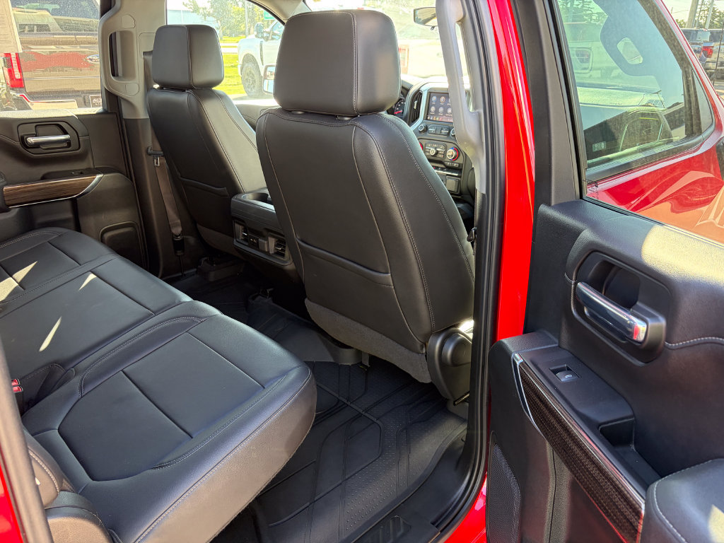 Used 2020 Chevrolet Silverado 1500 RST w/ Rally Edition AWD/4WD image 16