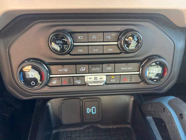 Certified 2024 Ford Bronco Wildtrak AWD/4WD image 18