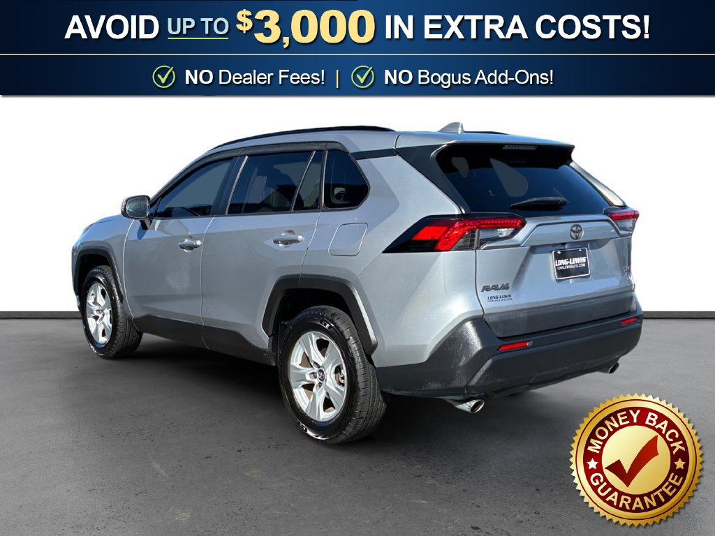 Used 2023 Toyota RAV4 XLE Premium FWD image 4