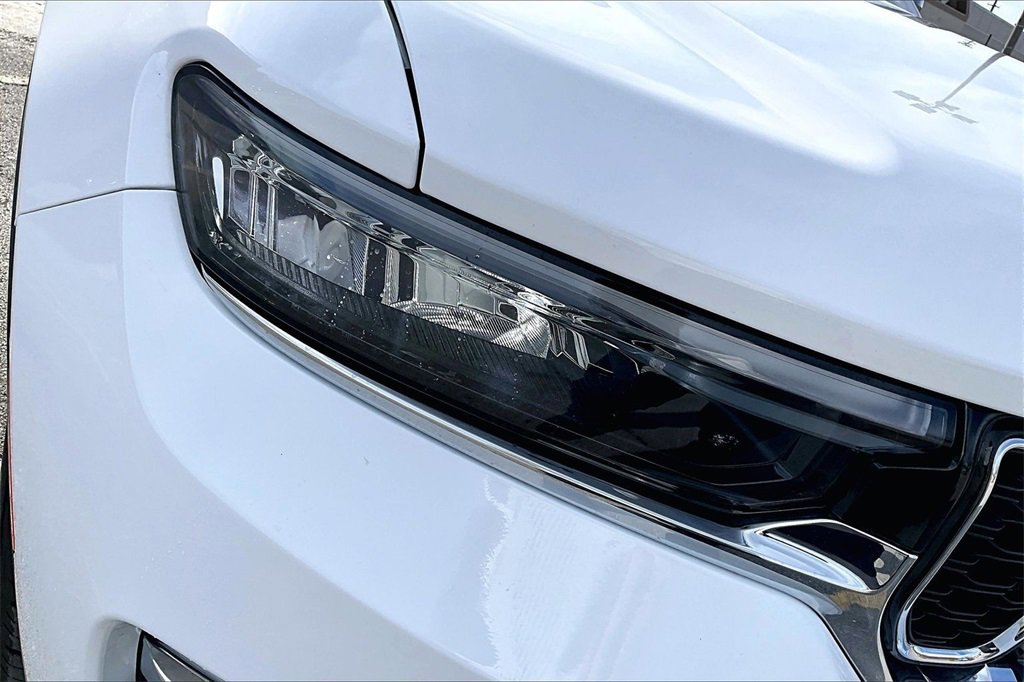 Used 2023 Jeep Grand Cherokee Limited image 29