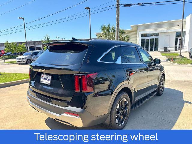 Used 2025 Kia Sorento S w/ Panoramic Sunroof Package FWD image 7