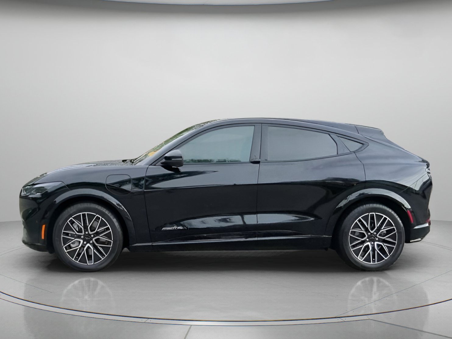 Certified 2024 Ford Mustang Mach-E Premium AWD/4WD image 16