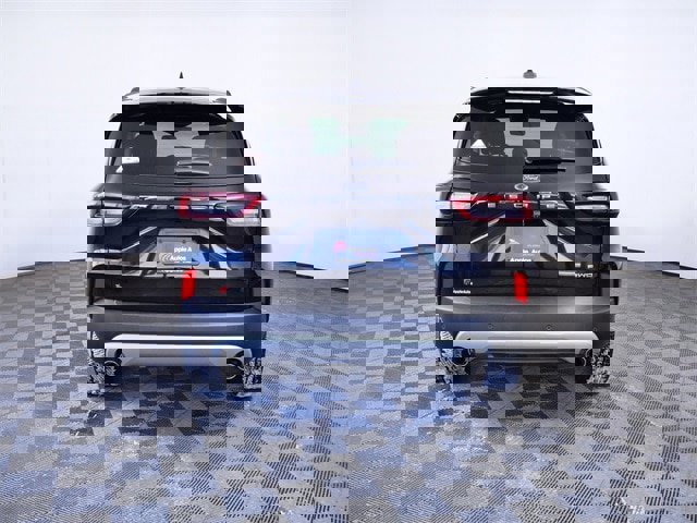 Certified 2025 Ford Escape Platinum image 3