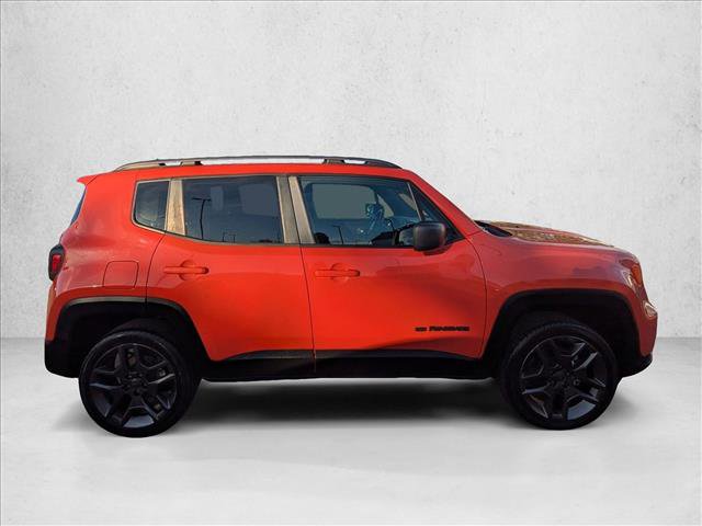 Used 2021 Jeep Renegade Latitude video 4