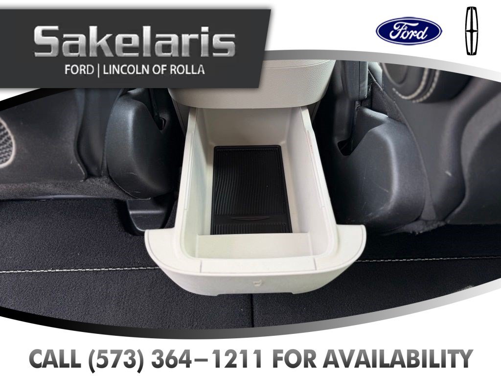 Used 2022 Chrysler Pacifica Touring-L FWD image 42