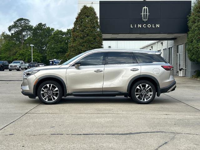 Used 2023 INFINITI QX60 Luxe w/ Vision Package image 2