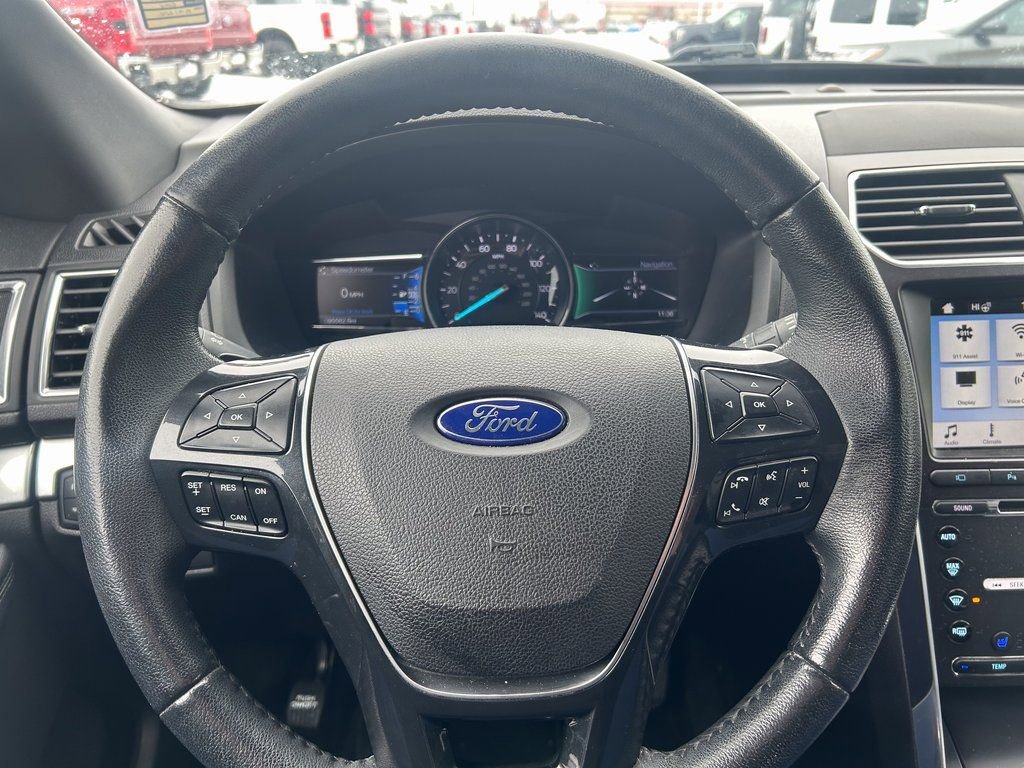 Certified 2017 Ford Explorer Limited image 30