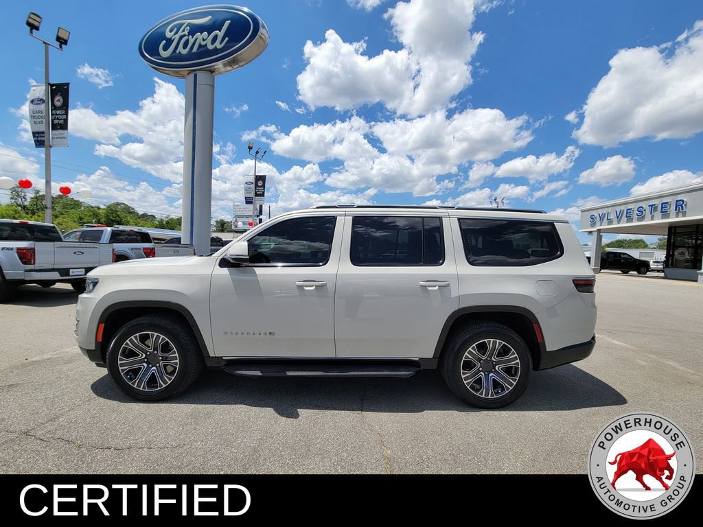 Used 2022 Jeep Wagoneer Series III w/ Rear Seat Video Group 1 AWD/4WD image 2