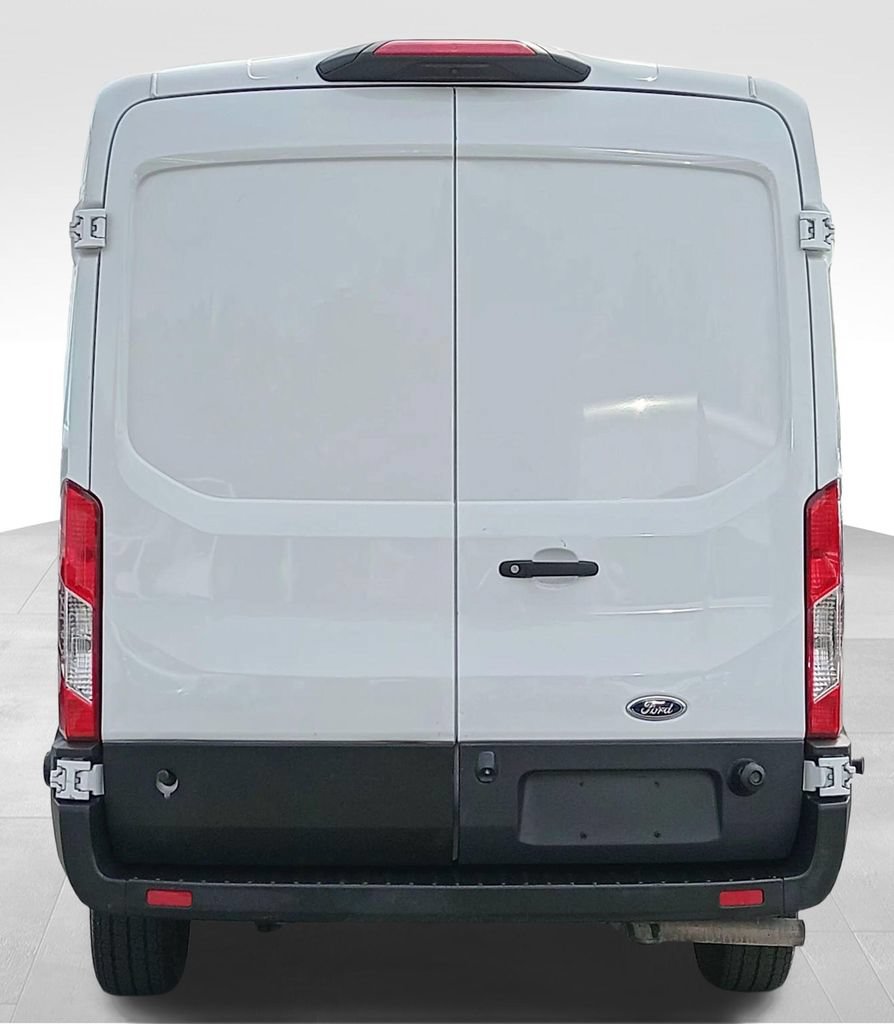 Certified 2024 Ford Transit 250 148 Medium Roof RWD image 4